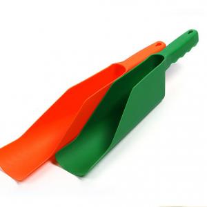 Plastic Scoop